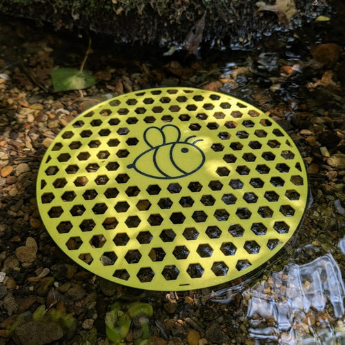 Abreuvoir à abeilles flottant pour bac d'eau modèle "L'Îlot" La Buse Qui File