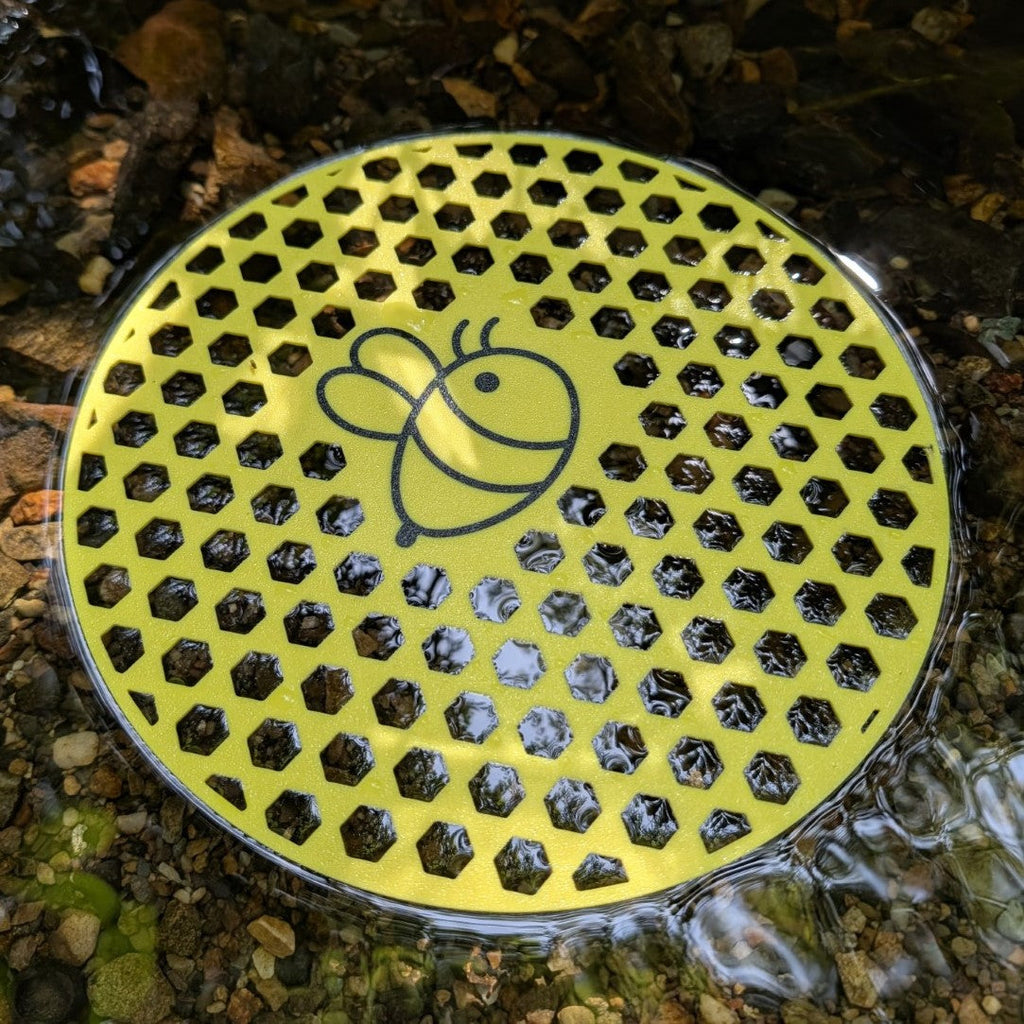 Abreuvoir à abeilles flottant pour bac d'eau modèle "L'Îlot" La Buse Qui File