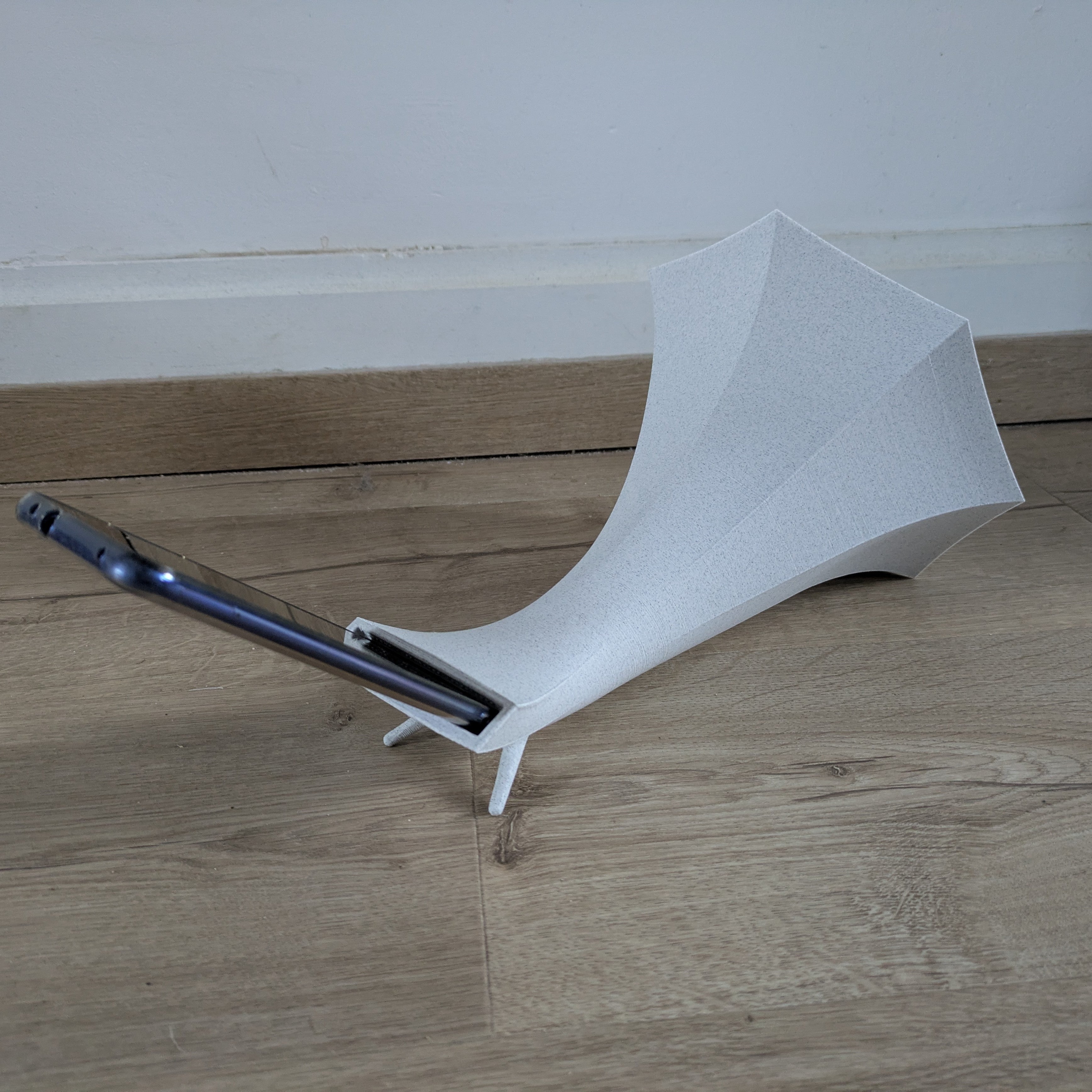 Amplificateur de son passif pour téléphone - Style Gramophone La Buse Qui File