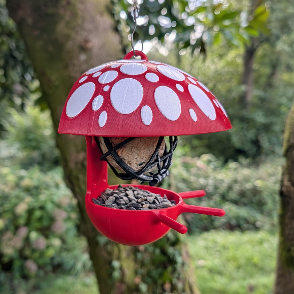 Mangeoire à oiseaux à suspendre pour boule de graisse "Le Champignon" bicolore