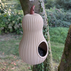 Mangeoire à oiseaux à suspendre design original - Le Butternut