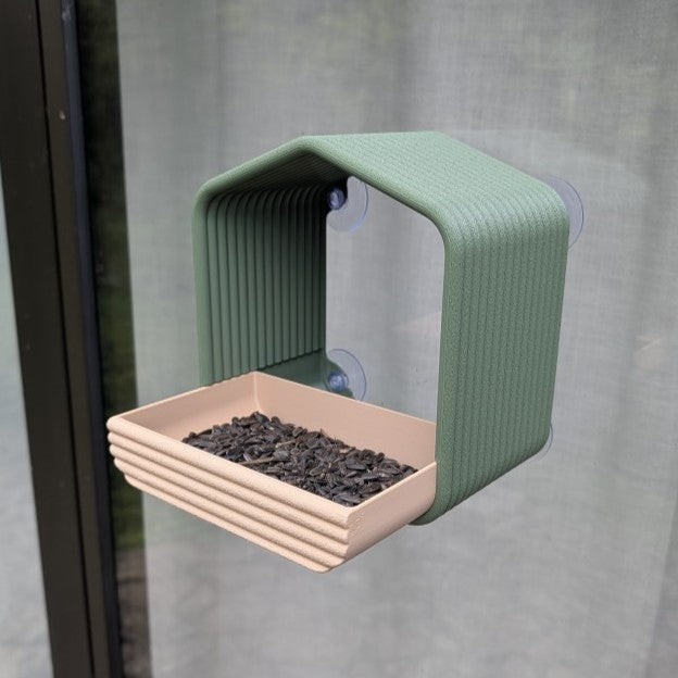 Mangeoire à oiseaux pour fenêtre modèle cabane La Buse Qui File