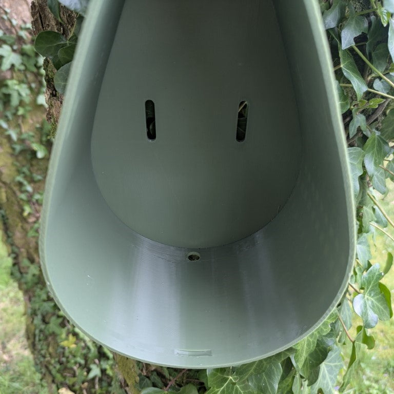 Nichoir à oiseaux modèle "La Larme" La Buse Qui File