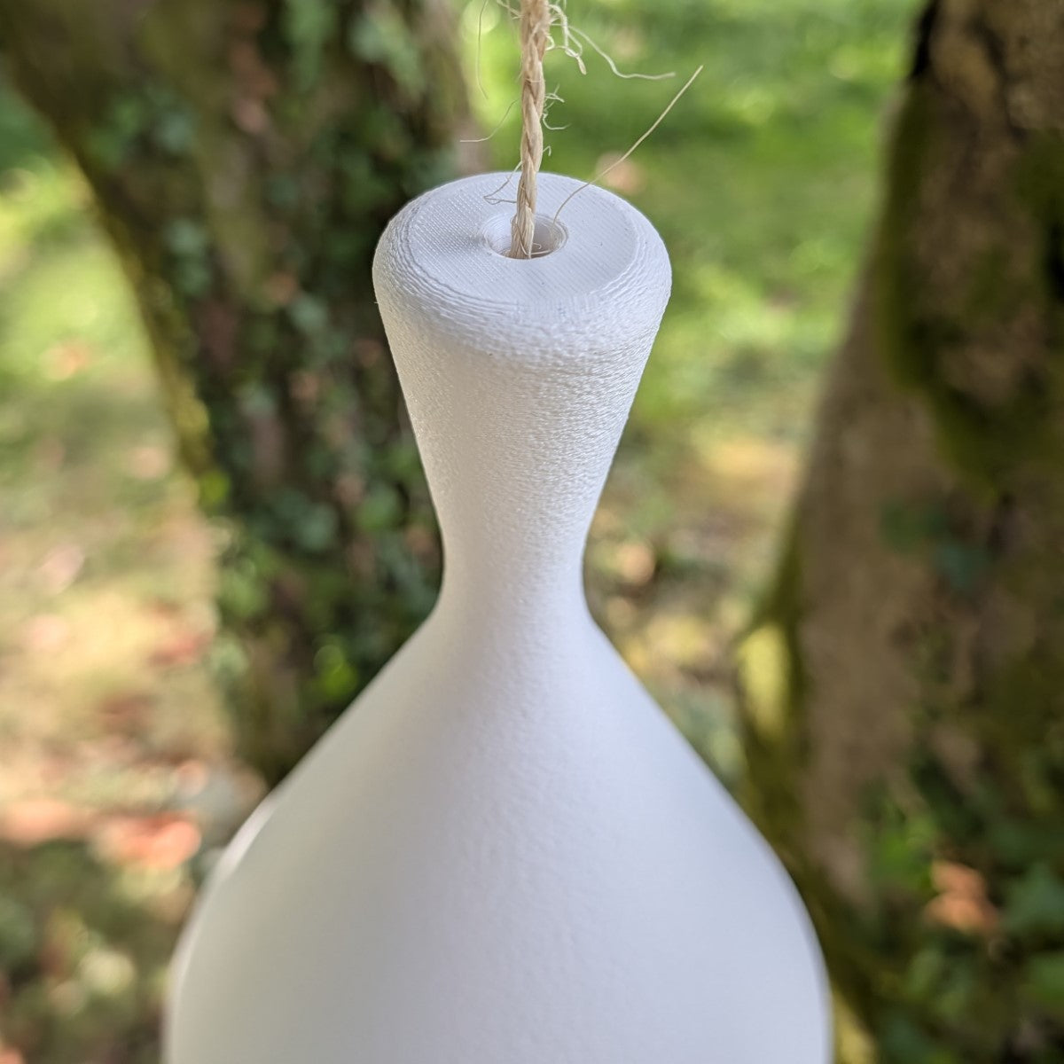 Mangeoire à oiseaux à suspendre design modèle "La Toupie" La Buse Qui File